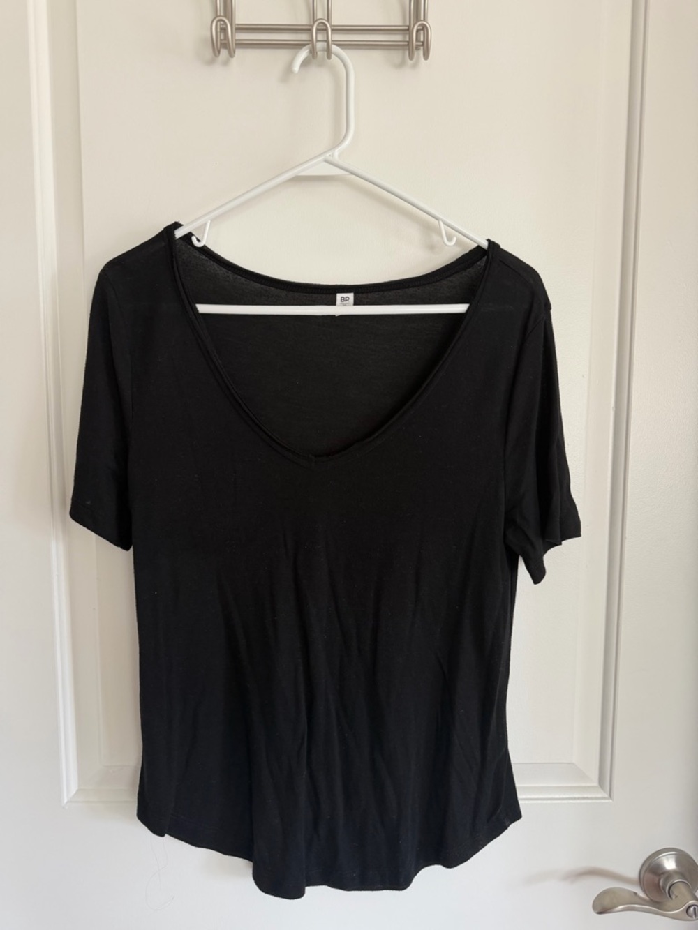Nordstrom BP Black V-Neck Short Sleeve Tee